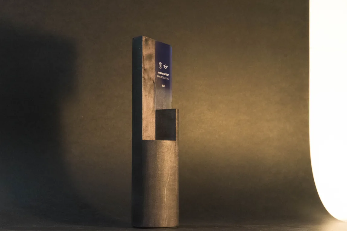 A geometric award object