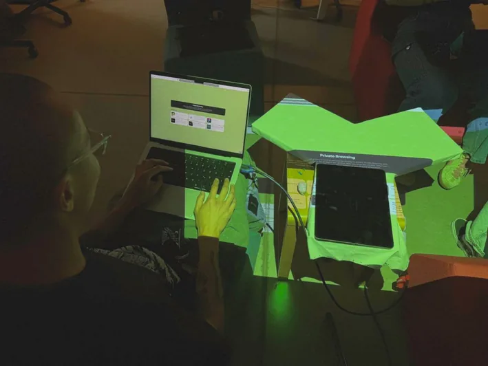 Sketch of the projection mapping workaround